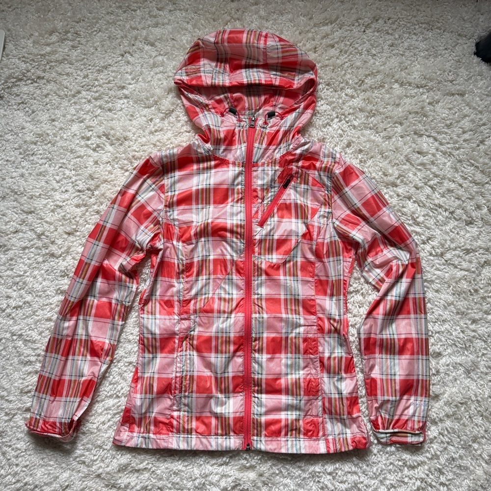 Columbia Women’s Omni-Shield Lightweight Jacket. Sz Sml. Perfect for hiking/runs